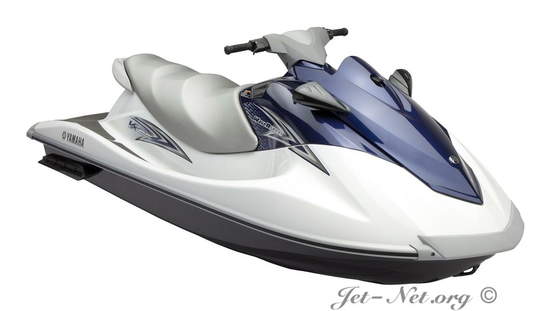 2013-Yamaha-VX-Sport-EU-White-With-Yacht-Blue-Studio-001.jpg