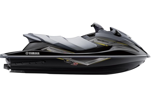 2013-Yamaha-VXS-EU-Black-with-Carbon-Studio-002