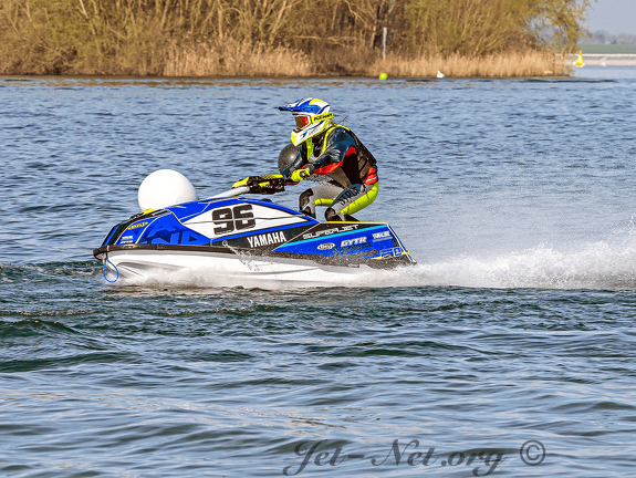 SKI-GP4 Yamaha Tr-1